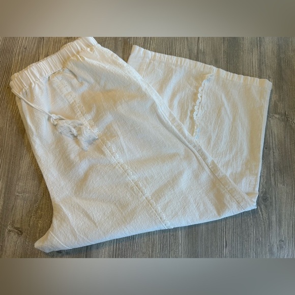 SHEIN Curve Plus Size White Wide Leg Pants Lace Trim Down Legs Drawstring 5X 22W - Picture 3 of 13